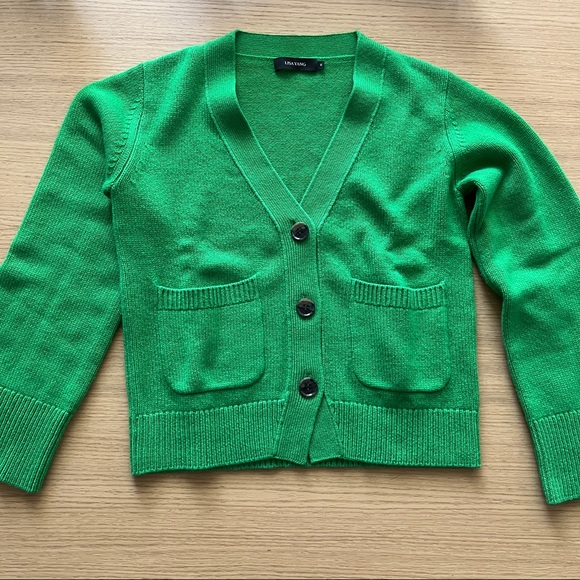 ❌ SOLD ❌ Lisa Yang Cashmere Cardigan and Bralette Set in Green - Picture 4 of 11